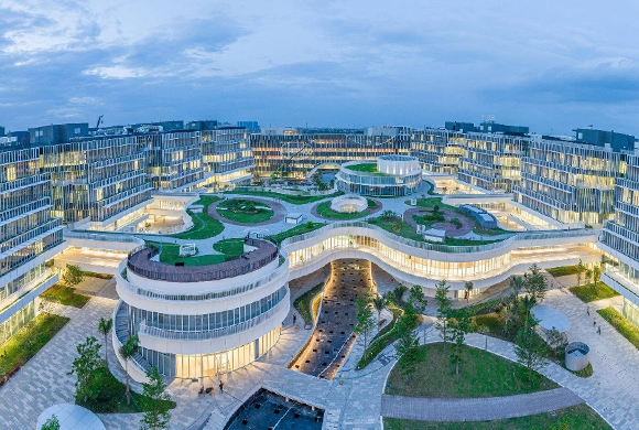 The Hong Kong University of Science and Technology - architectural signage system by ZIGO